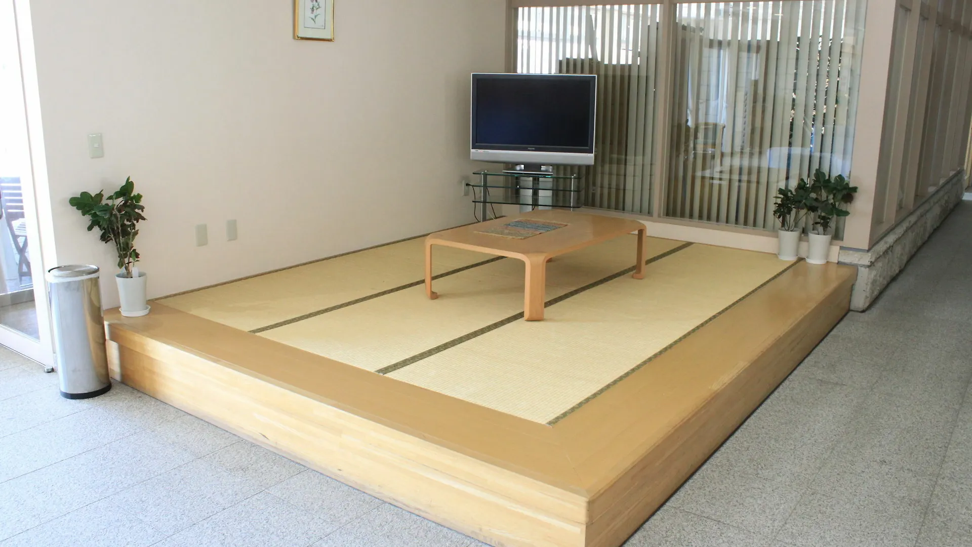 ホテルラヴニール 美瑛町 3*,